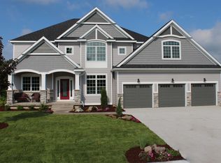 6069 N Sleepy Hollow Ln, East Lansing, MI 48823