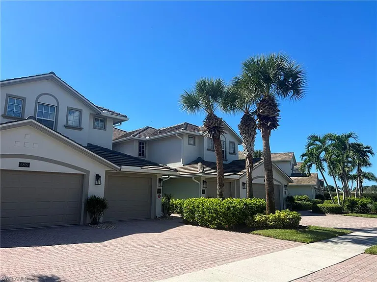 6809 Ascot Dr #201 — Photo 1
