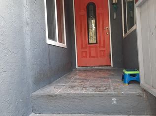 2066 El Moran St E, Los Angeles, CA 90039