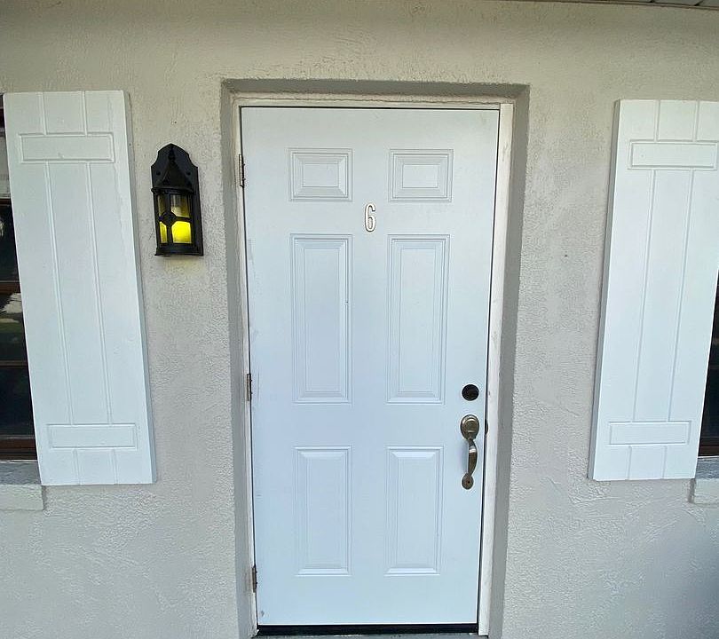 1st image of 600 N Grove St APT 6