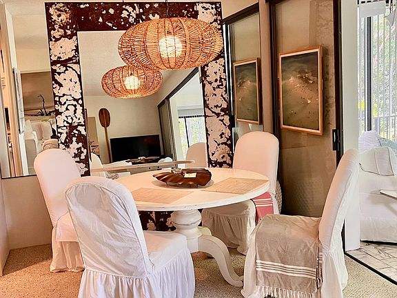 Oasis Dining Table