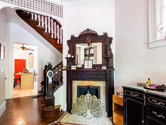 3rd image of 1405 Highland Ave #2