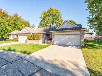 41225 Greenspire Dr, Clinton Township, MI, 48038