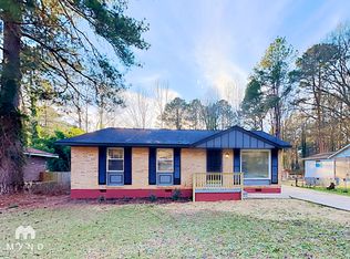 8297 Attleboro Dr, Jonesboro, GA 30238