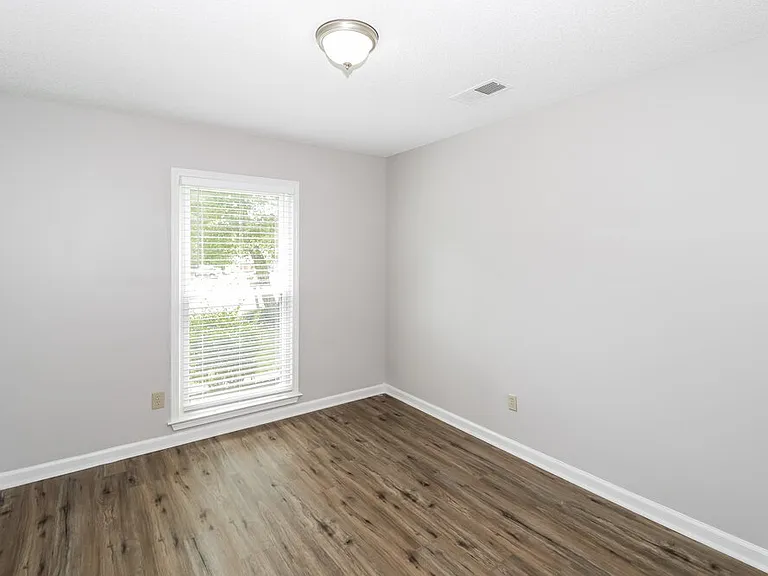1582 Wind River Cir E — Photo 15