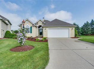 1953 Fox Trace Trl, Cuyahoga Falls, OH 44223