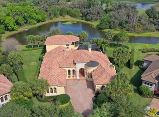 4016 Mayors Ct, Sarasota, FL 34240