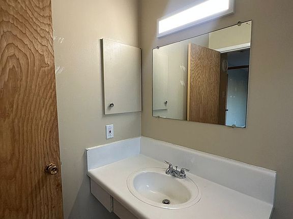 4th image of 21600 Westpark St APT 48
