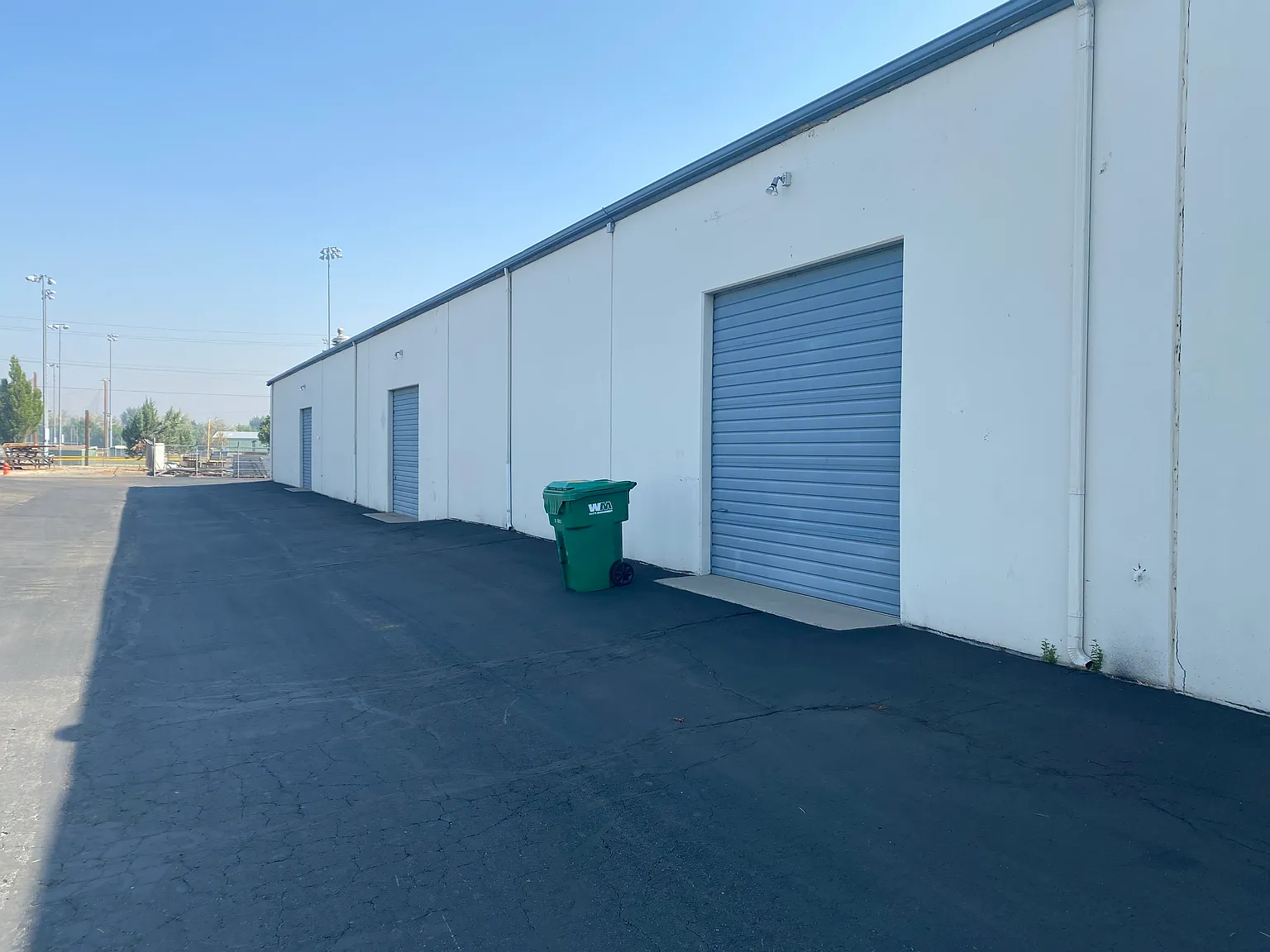 Studio, 2000 sqft, $1,550 — Photo 4