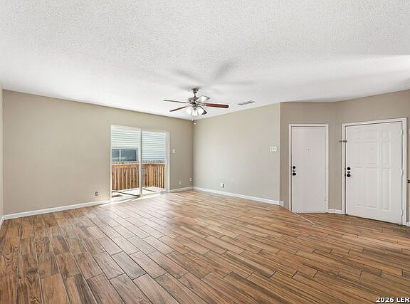 5th image of 816 Meadow Stone