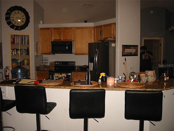 5th image of 556 S Pearl St