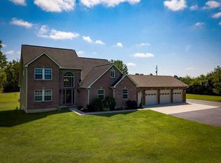 905 Warren Dr, Centerville, IN 47330