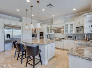 705 Tandoori Ln, Las Vegas, NV 89138
