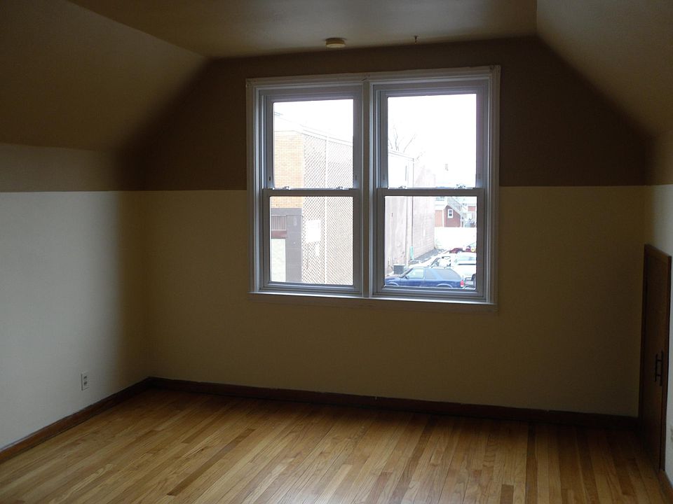1st image of 2728 10th St