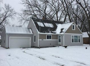 13905 Lloyd St, Elm Grove, WI 53122