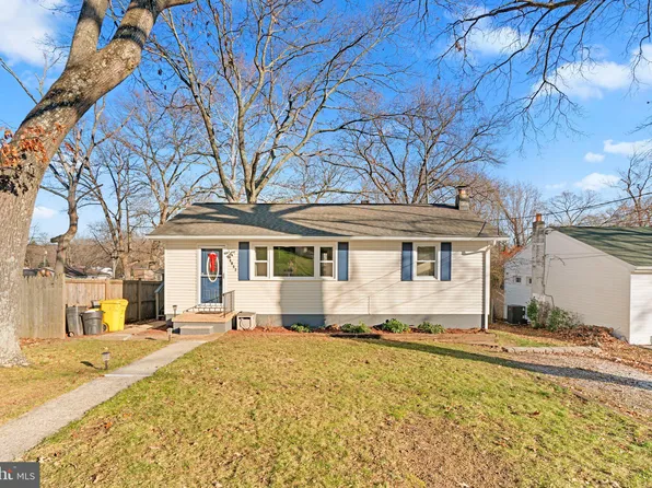 8053 Maywood Ave, Pasadena, MD 21122