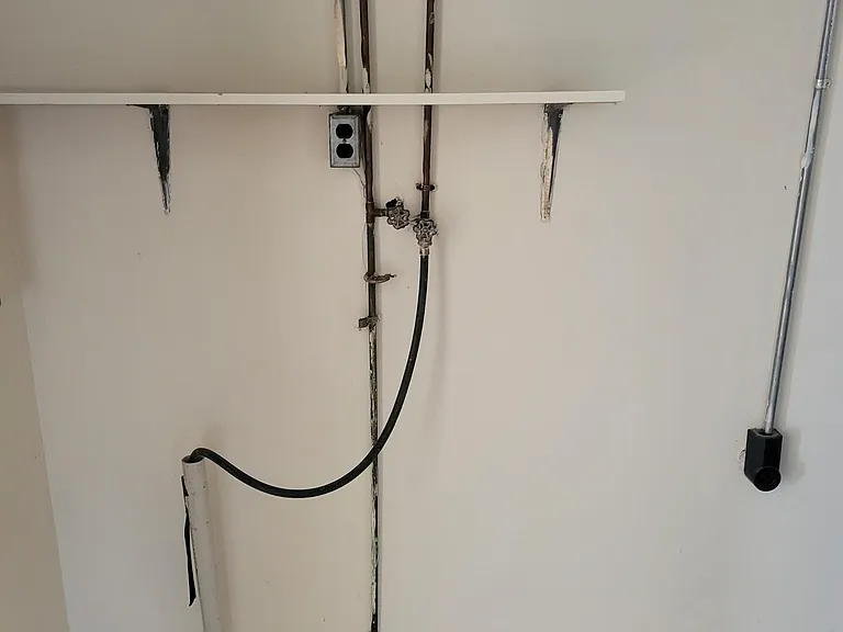 1213 Middletown Rd #3 — Photo 9