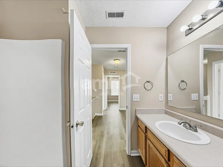 18987 Prairie Crossing Dr — Photo 15