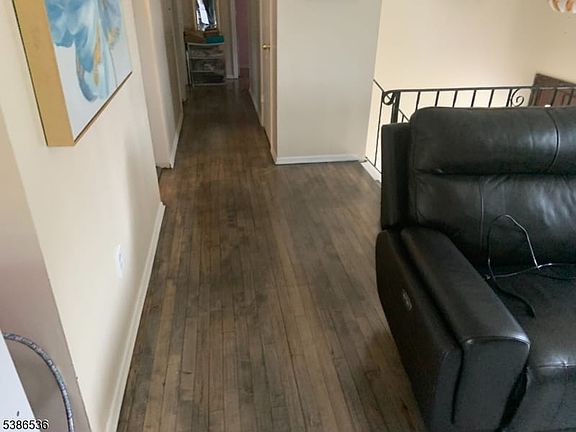 3rd image of 116 Lafayette Pl