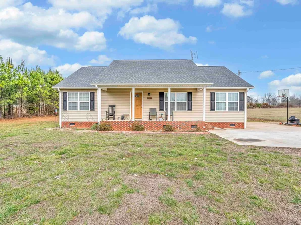 2470 Overbrook Dr, Gaffney, SC 29341