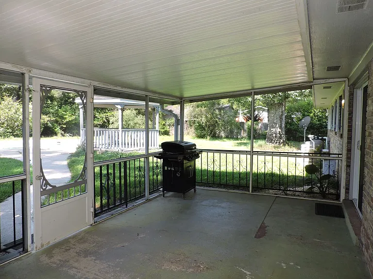 1070 Sagebrush Trl — Photo 19