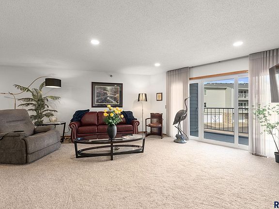 4th image of 4609 S Oxbow Ave APT 202