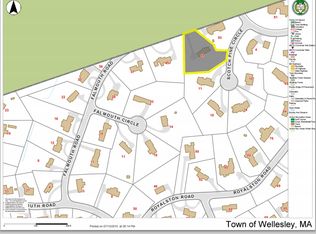 49 Falmouth Rd, Wellesley, MA 02481