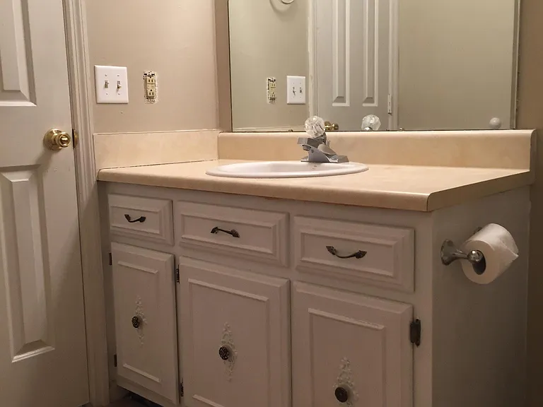 100 Lanier Dr #7 — Photo 2