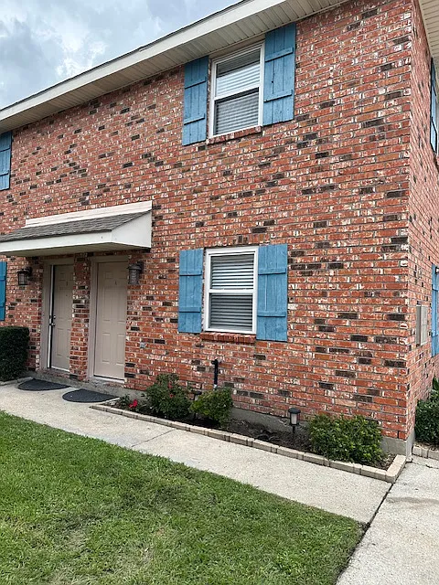 2 bed, 1.5 bath, 1200 sqft, $1,475 — Photo 3