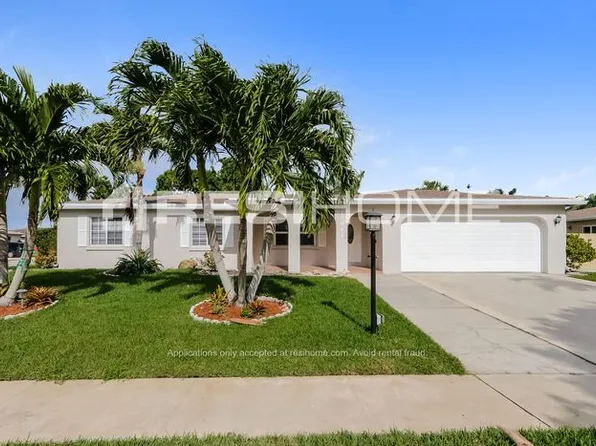 10941 Galahad St, Boca Raton, FL 33428