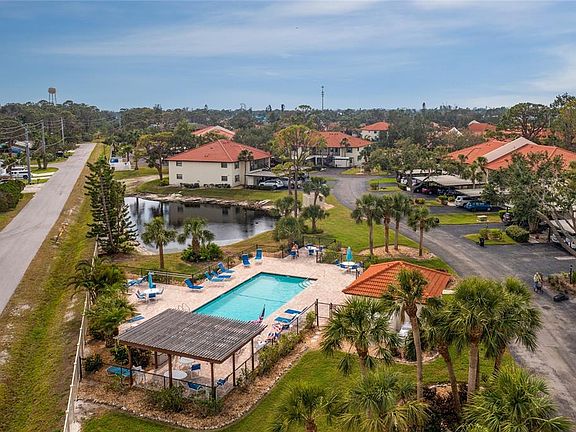 3rd image of 107 Pine Hollow Dr #107