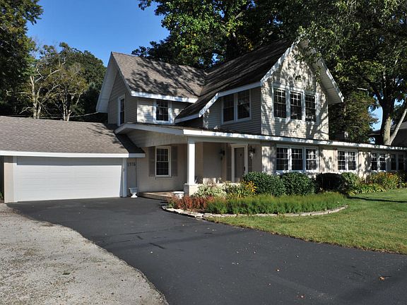 2nd image of 1375 Linwood Dr