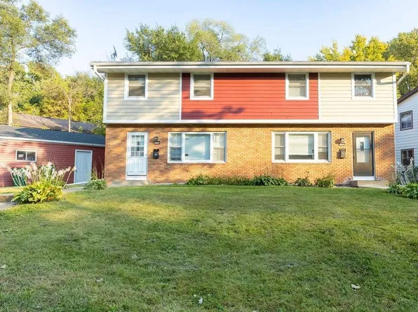 1332 Circle Terrace Blvd NE, Columbia Heights, MN 55421