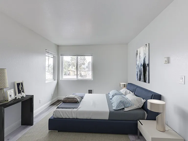 Laurel Haus — Photo 49