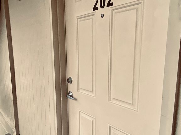 2nd image of 6511 Rainier Ave S APT 202