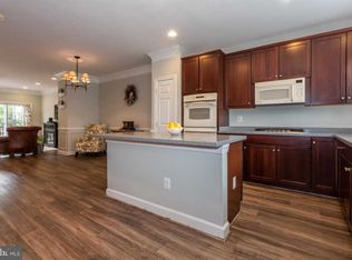 7994 Avery Park Ct, Alexandria, VA 22306