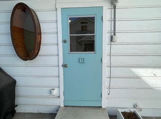 303 34th St, Newport Beach, CA 92663