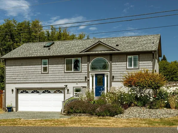 1243 Russell Drive, Coupeville, WA 98239
