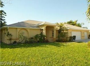108 SW 38th Pl, Cape Coral, FL 33991