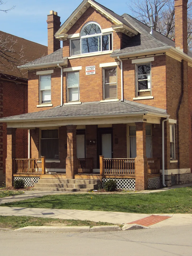 (50) 24-26 W. 10th Avenue — Photo 2