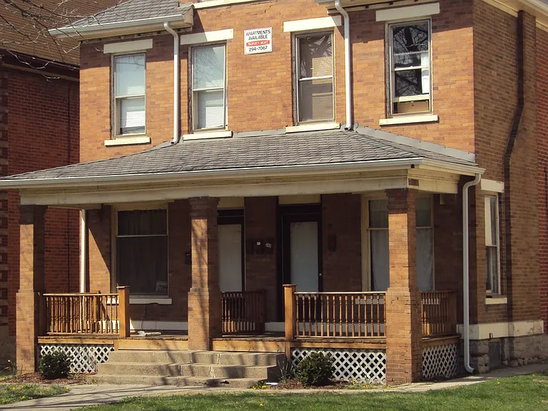 24-26 W 10th Ave — Photo 1