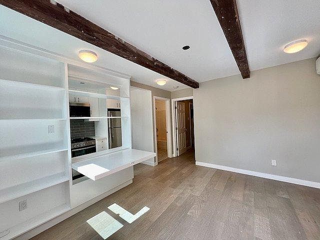 1st image of 1920 Preston Ave #1920