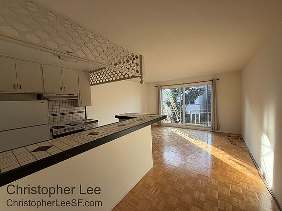 5th image of 125 Palm Ave APT 103