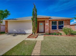 3109 Lipizzan Dr, Denton, TX 76210