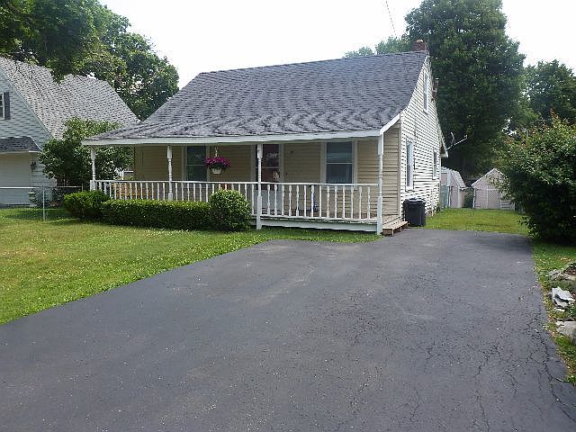 1st image of 31 Case Ave