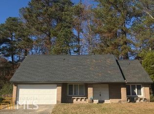 150 Valley Bend Ln, Atlanta, GA 30349