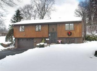 84 Stella Dr, Trafford, PA 15085