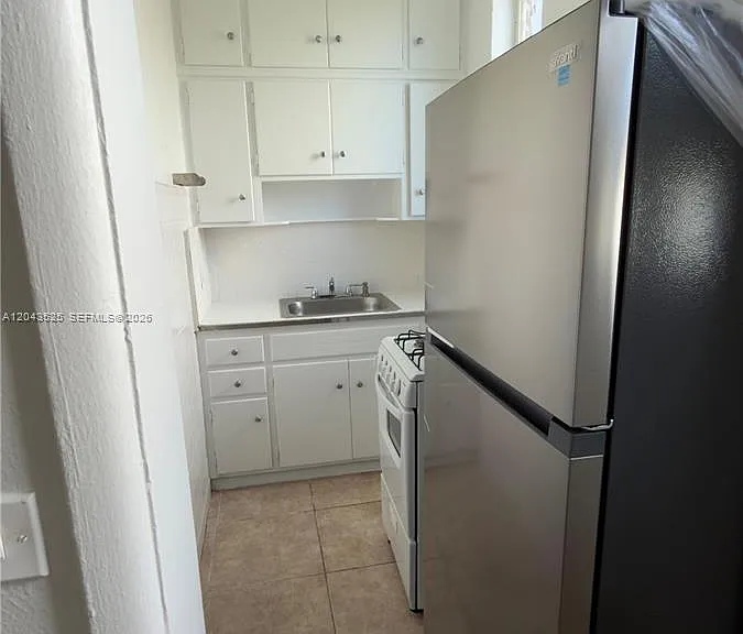 808 84th St #812 — Photo 8