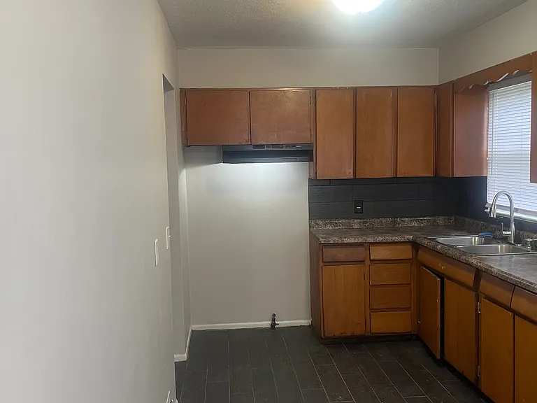 4506 Jaynes St — Photo 10