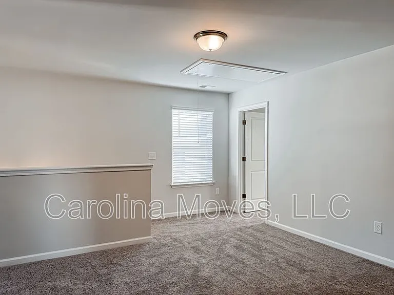 506 Poinsett Bridge Way — Photo 7